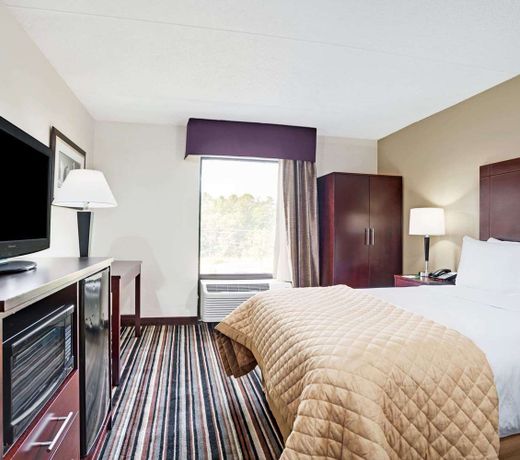 Wyndham Garden Charlotte Executive Park
