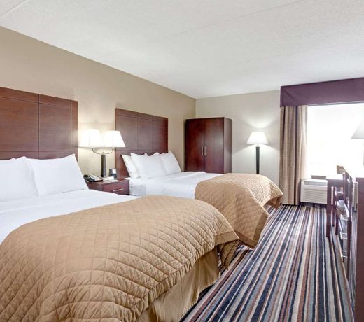 Wyndham Garden Charlotte Executive Park