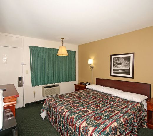 Royal Inn and Suites Charlotte Airport