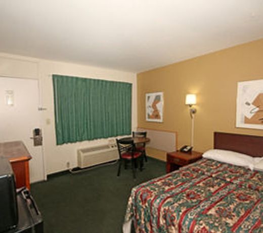 Royal Inn and Suites Charlotte Airport