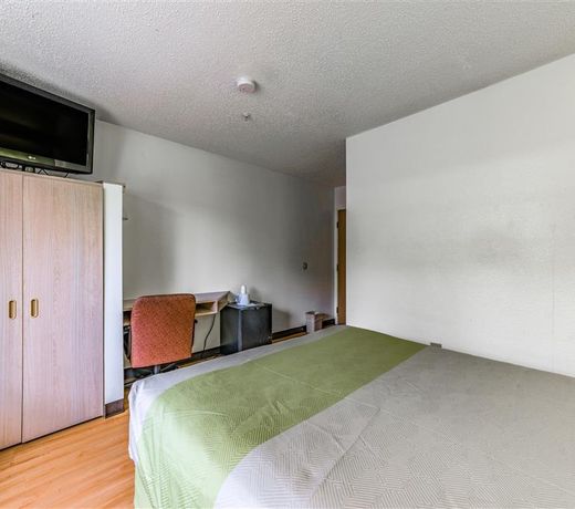 Motel 6-Charlotte, NC - University