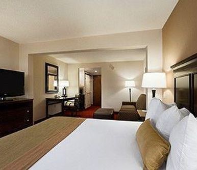 Hotel Wingate by Wyndham - Charlotte Airport South I-77 at Tyvola