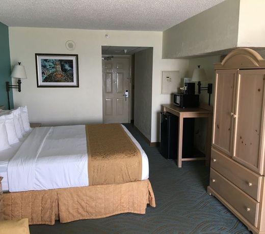 Tropical Winds Resort Hotel