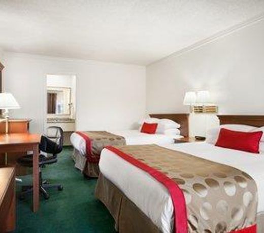 Pacific Motor Inn