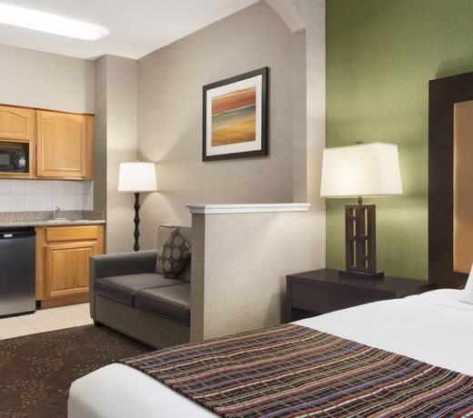 Country Inn & Suites by Radisson, San Jose International Airport, CA