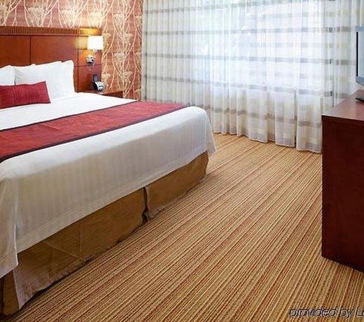 Sonesta Select San Jose Airport