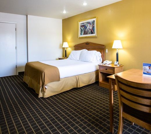 SureStayPlus Hotel by Best Western San Jose Central City