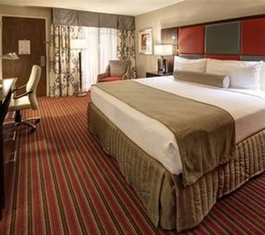 Crowne Plaza Indianapolis-Dwtn-Union Stn, an IHG Hotel