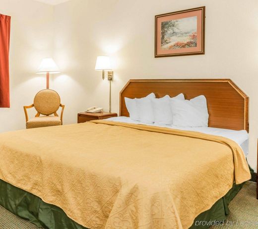 Motel 6-Indianapolis, IN - Southport