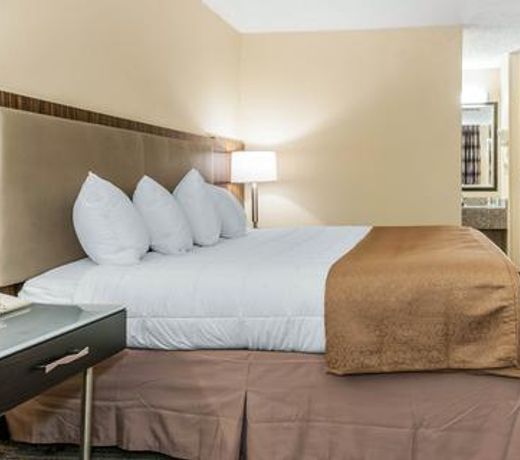 Quality Inn Northwest