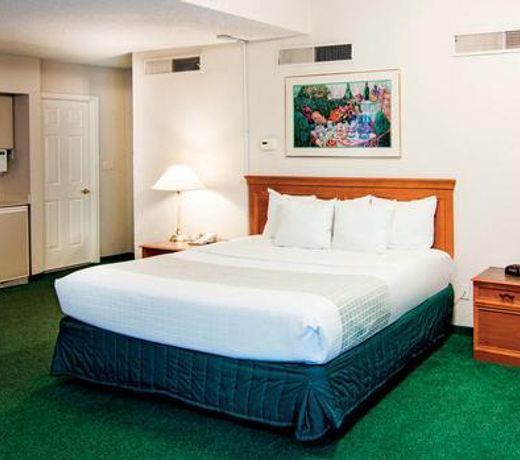 La Quinta Inn by Wyndham Indianapolis Airport Lynhurst