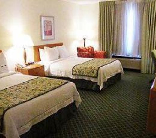 Fairfield Inn & Suites Indianapolis East