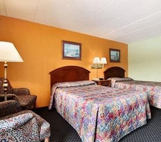 Days Inn & Suites by Wyndham Cincinnati North