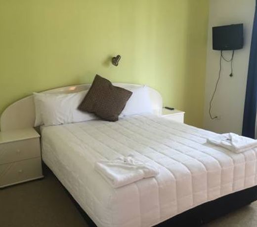 Golden Sands Motor Inn