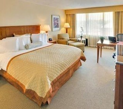 DoubleTree by Hilton Boston-Andover