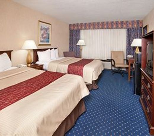 Red Roof Inn Knoxville Central â Papermill Road