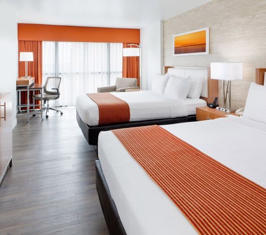 Holiday Inn San Antonio-Riverwalk, an IHG Hotel