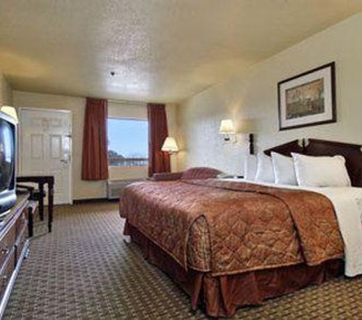 Days Inn by Wyndham San Antonio Northwest/Seaworld
