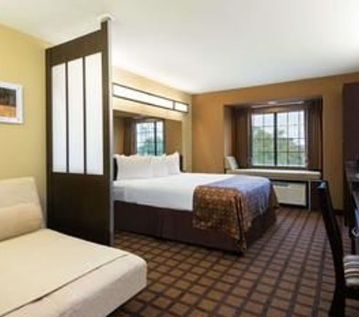 Surestay Hotel By Best Western San Antonio West Seaworld