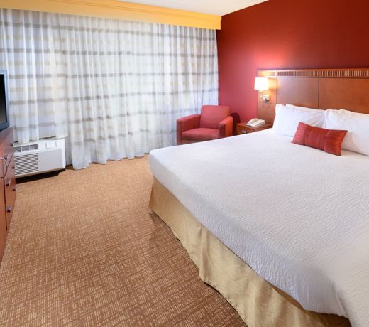 Courtyard by Marriott San Antonio Airport