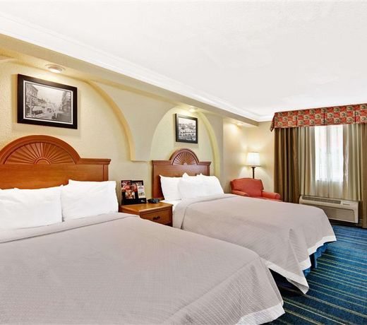 Days Inn by Wyndham San Antonio Airport