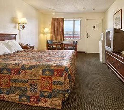 Days Inn by Wyndham Ontario Airport