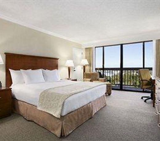 Ontario Airport Hotel & Conference Center