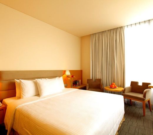 Liberty Central Saigon Centre Hotel
