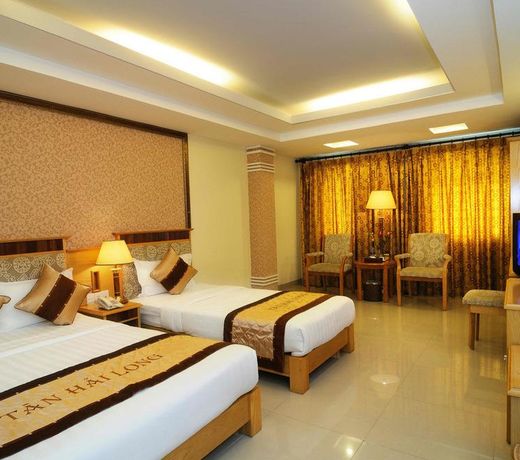 Silverland Central Hotel