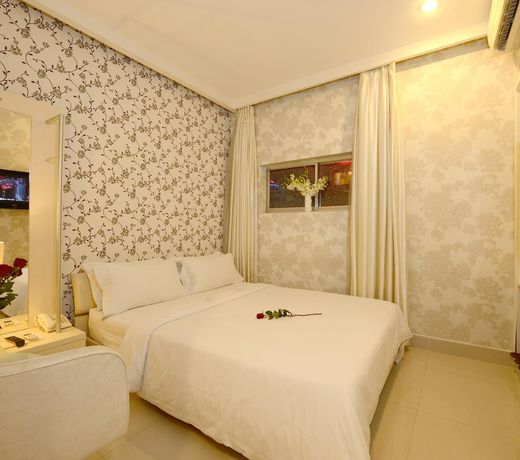 Golden Star Hotel
