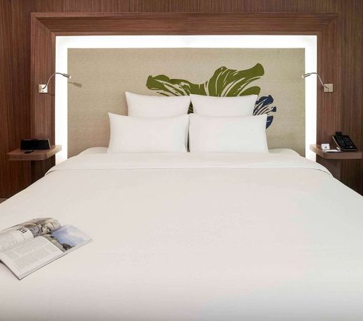 Novotel Saigon Centre
