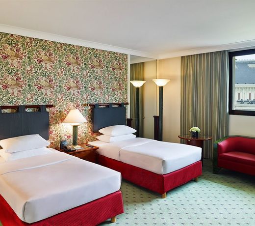 Hilton Hanoi Opera