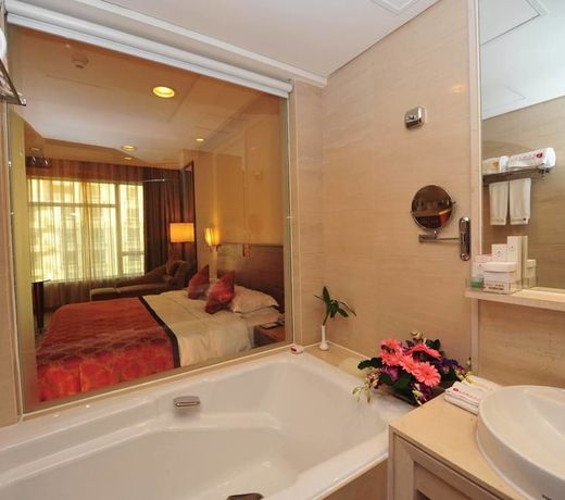 Ramada Plaza Guangzhou