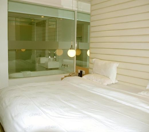 SUPER 8 HOTEL GUANGZHOU SAN YUAN LI DA DAO