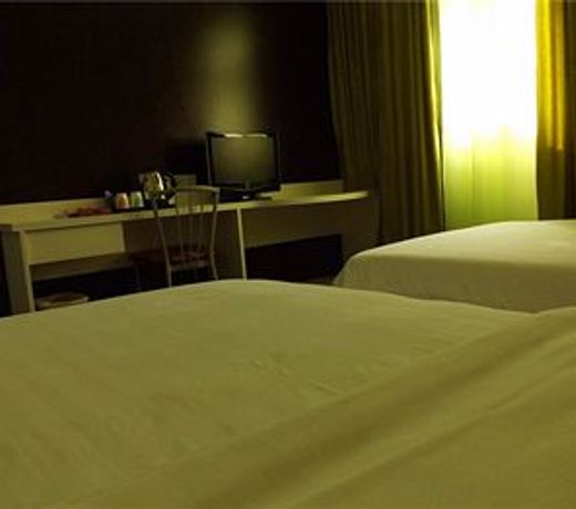 V8 Hotel Xi Lang Branch