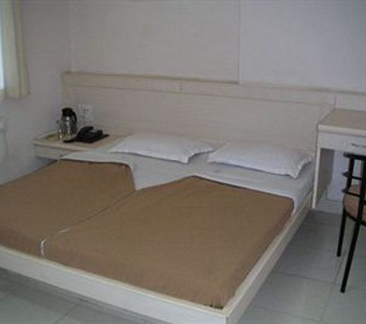 Hotel TARA International