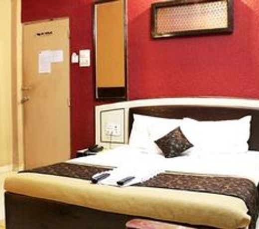 Hotel Red Palm