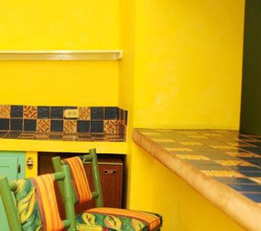 Doctors Cave Beach Hotel