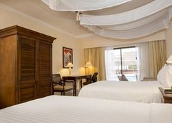 Holiday Inn Merida, an IHG Hotel фото 3, г. Мерида, 