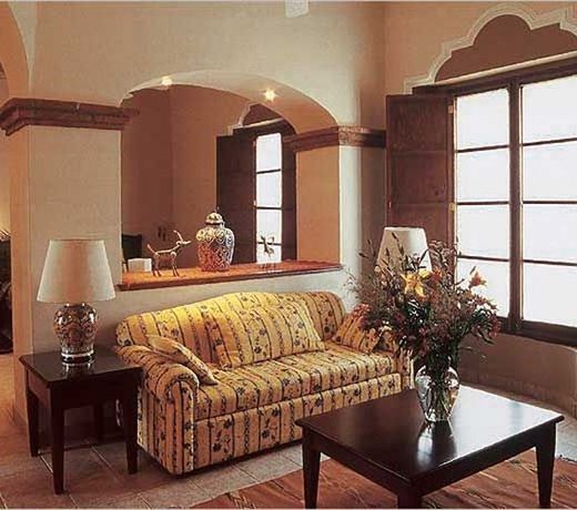 Hotel Hacienda Los Laureles