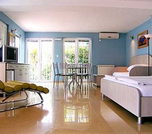Hotel Oaza