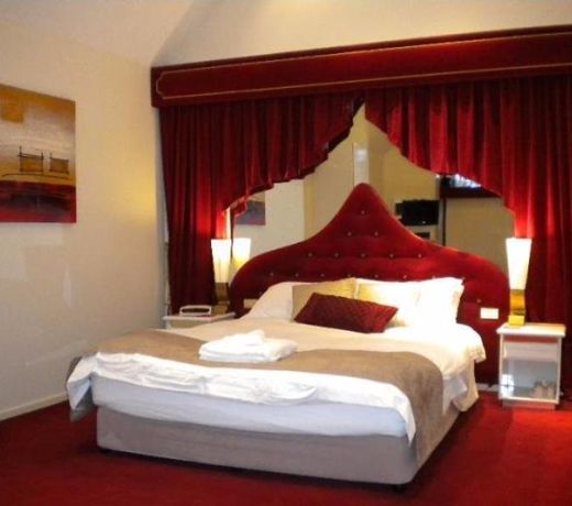 Tamborine Luxury Chalets
