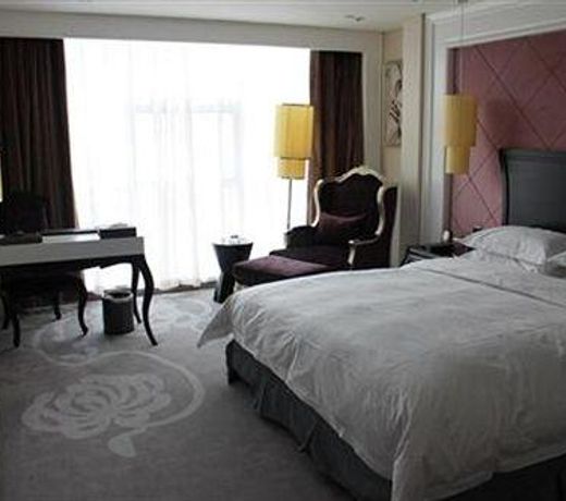 Zhongzhou International Hotel Weisan Road