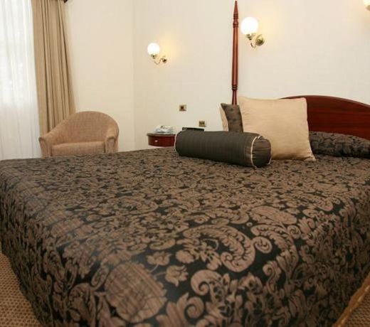 Australian Heritage Motor Inn