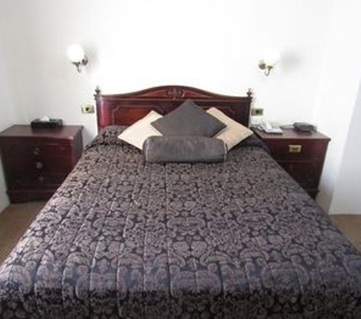 Australian Heritage Motor Inn