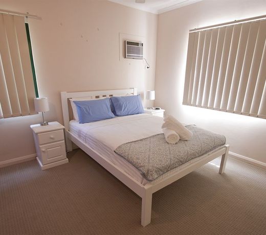 SHORTSTAYS CHOICE ON MCMINN