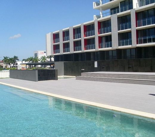 Q RESORTS CENTRAL APARTMENTS