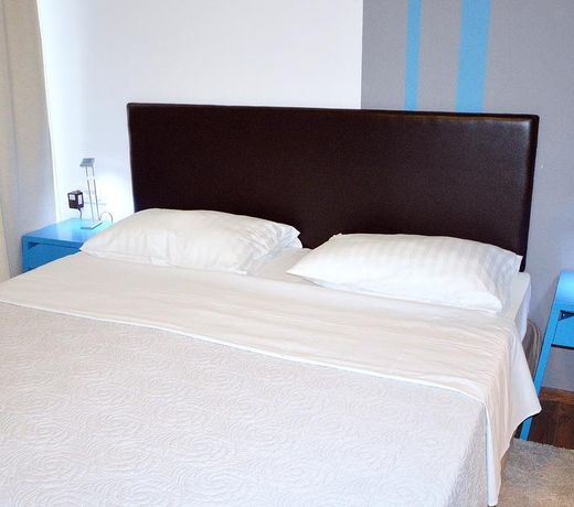 Bed and Breakfast Four Rooms