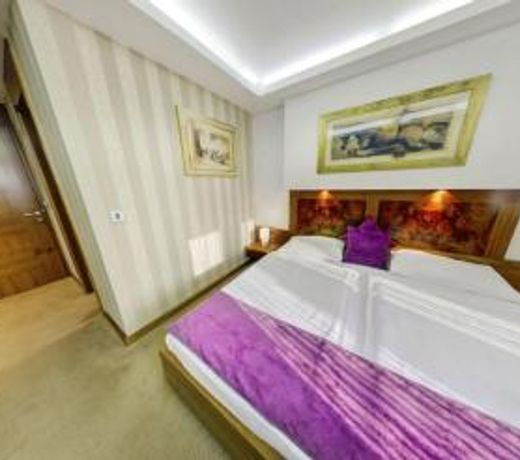 Hotel Exclusive