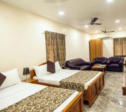 Hotel Rathnavel Towers